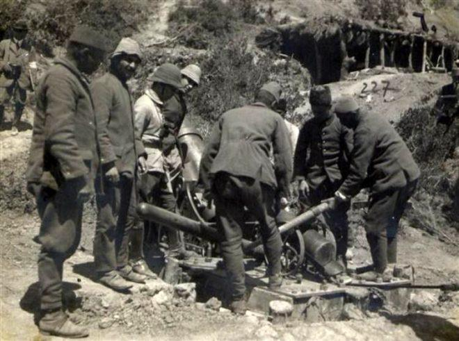 106 yıldır Kalbimiz Çanakkale'de Atıyor