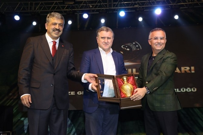 Rize'de Sporun Yıldızları Ödül Töreni Düzenlendi