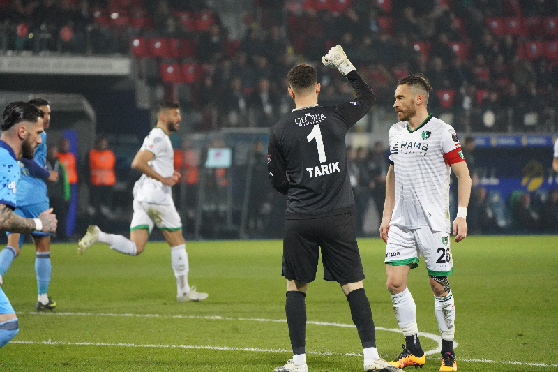 Çaykur Rizespor Denizlispor'u Geçti