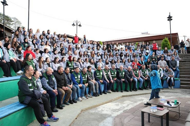 Rize'de Genç Kızlar Bağımlılıkla Mücadele İçin Bir Araya Geldi