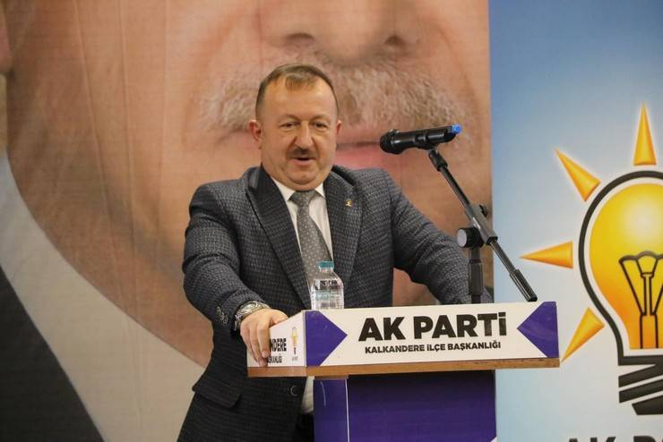 Kalkandere AK Parti’de Ayyıldız Görevi Kurt’a Devretti