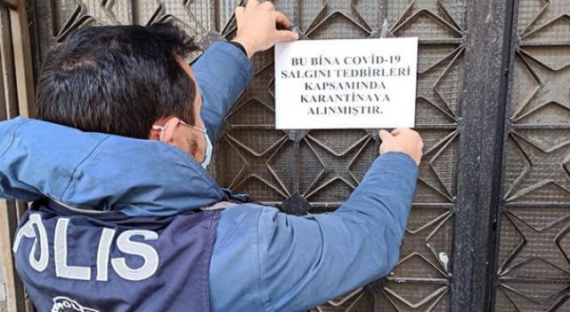 Rize'de Bir Apartman Kovid-19 Nedeniyle Karantinaya Alındı