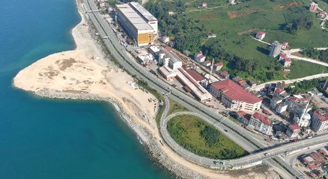 Karadeniz’e dolgu lojistik liman inşaatı başladı