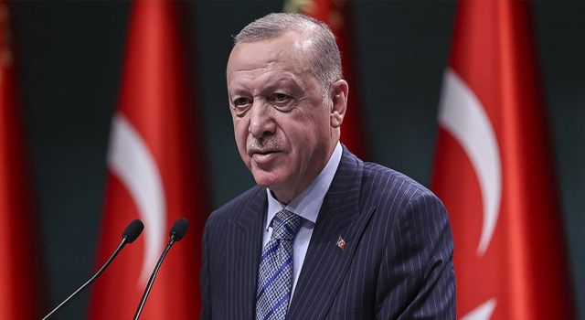 Cumhurbaşkanı Erdoğan'dan bayram tatili ve emekli maaşları ile bayram ikramiyesi açıklaması