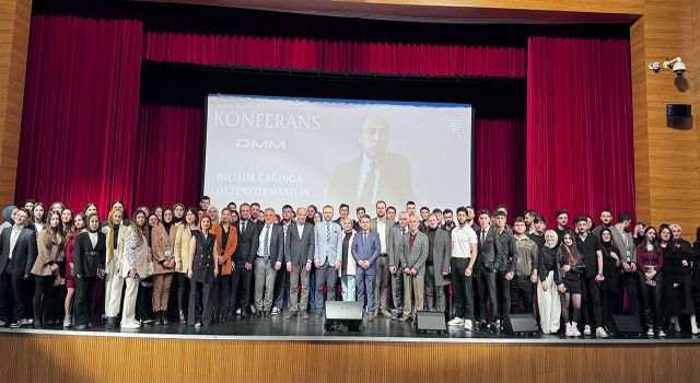 Kardaş’tan RTEÜ’de “Bilişim Çağında Dezenformasyon” Konferansı