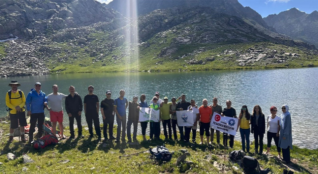 Erzurum ve Trabzon'dan Rize'ye geldiler nefes kesen manzarada yorulmadan yürüdüler