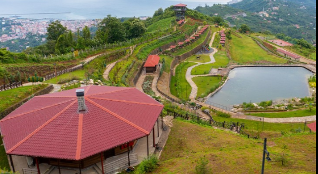 Rize Belediyesinden Isırlık Tabiat Parkı'nda "Rize Geceleri" etkinliği