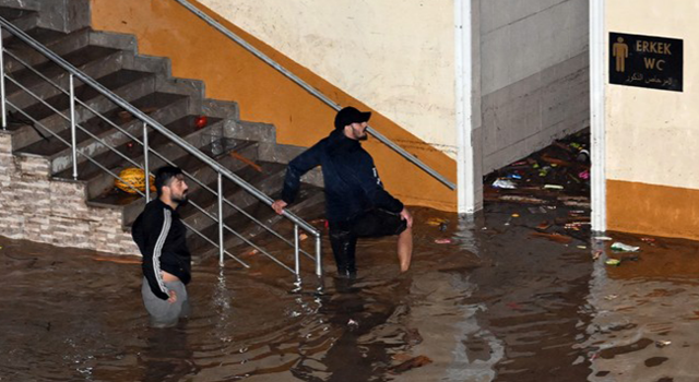 Sürmene'de selde kaybolan şahıstan haber alınamıyor