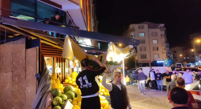 6'ncı kattaki balkondan manavın brandasına düşen kadın, eşine kızıp kendisini boşluğa bırakmış