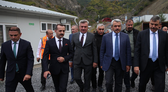 Rize Valisi Baydaş ile Erzurum Valisi Çiftçi, Ovit bağlantı yollarını inceledi