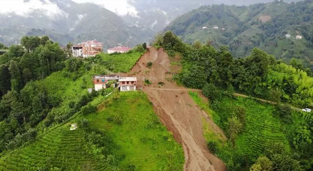 RİZE - Karadeniz’de depremlerle 'heyelan' tehlikesi