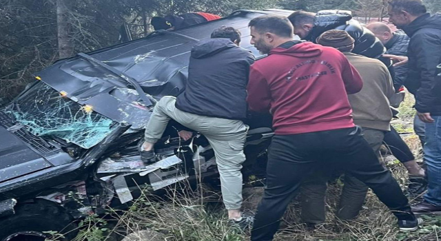 Rize'de trafik kazası: 2'si ağır 5 yaralı