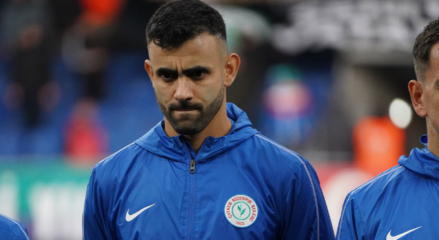 Çaykur Rizespor, Rachid Ghezzal'ın darbe alan ayağının fotoğrafını paylaştı