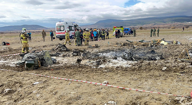 Isparta'da askeri helikopter düştü: 6 şehit