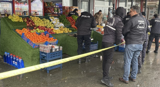 Rize'de anne, oğlunu darbettiğini öne sürdüğü market çalışanını silahla yaraladı