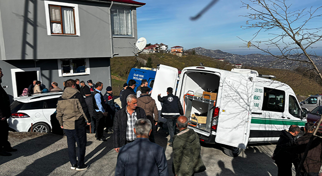 Trabzon'da soba zehirlenmesi; anne ile kızı öldü