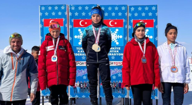 Esra Günay, Kayaklı Koşu 1. Etap Yarışmalarında 2. Oldu