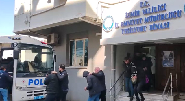 İzmir merkezli 8 ilde yasa dışı bahis operasyonu; 22 tutuklama