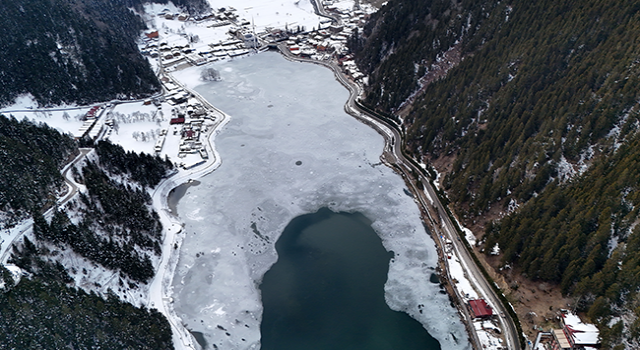 Uzungöl buz tuttu