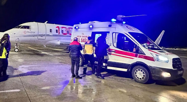 Rize'de MFS tedavisi gören çocuk ambulans uçakla Ankara'ya sevk edildi