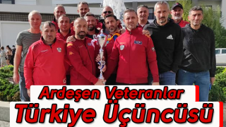 Ardeşen Veteranlar Şampiyona Üçüncüsü