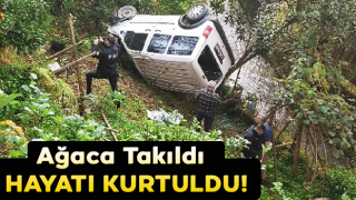 Rize’de Bir Araç Uçuruma Yuvarlandı