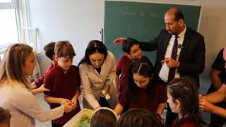 Çözüm Koleji Basın Mensuplarına Yemek Verdi