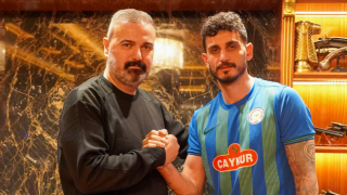 Çaykur Rizespor Samet Akaydin ile 1.5 yıllık sözleşme imzaladı