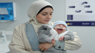 Dudak damağı yarığıyla dünyaya gelen Muhamed bebek için tedaviye başlandı